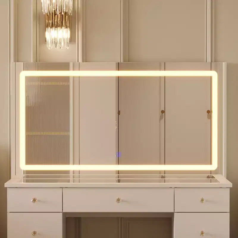 Elegante Toeletta Bianca con Ampio Specchio, Piano in Vetro e Ampio Spazio di Archiviazione - Scrivania da Trucco