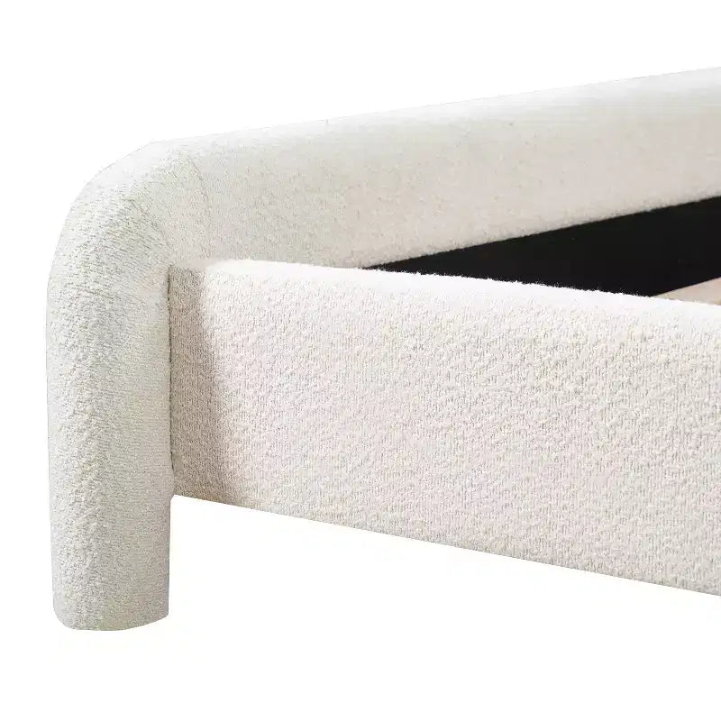 Letto a piattaforma imbottito Queen/King Size con testiera curva, solida struttura, non è richiesta la rete, bianco