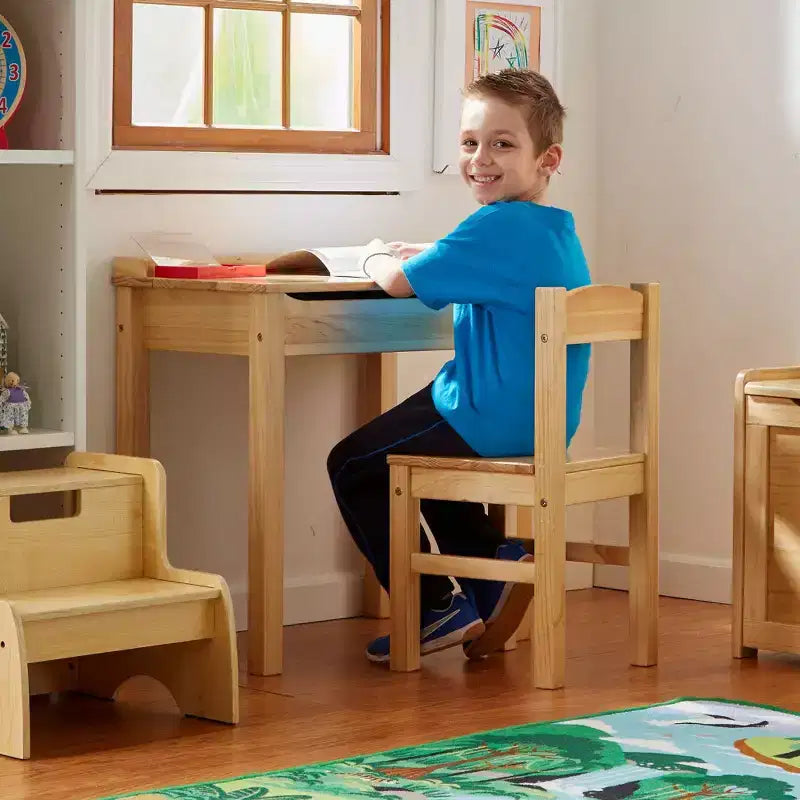 Scrivania e sedia per bambini con coperchio a sollevamento, color miele, mobiletto contenitore chiuso